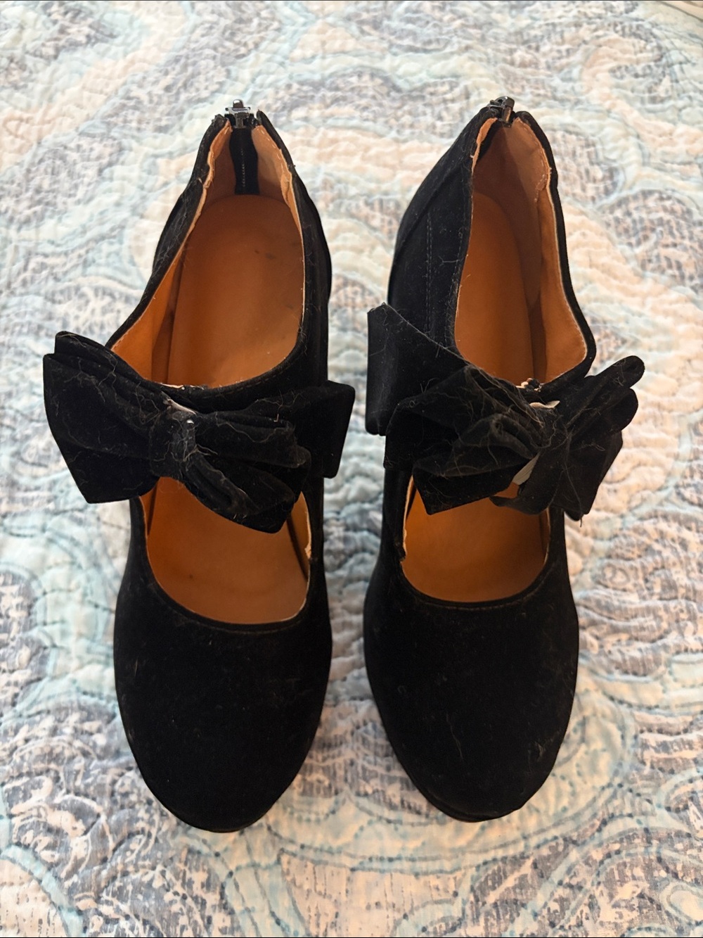 Black Velvet Bow Mary Jane Pumps - Women
